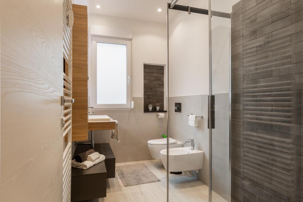 Rossetti 23/1 Apartment Trieste Bagian luar foto