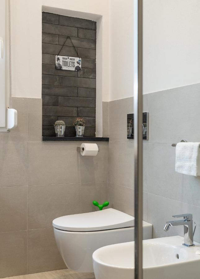 Rossetti 23/1 Apartment Trieste Bagian luar foto